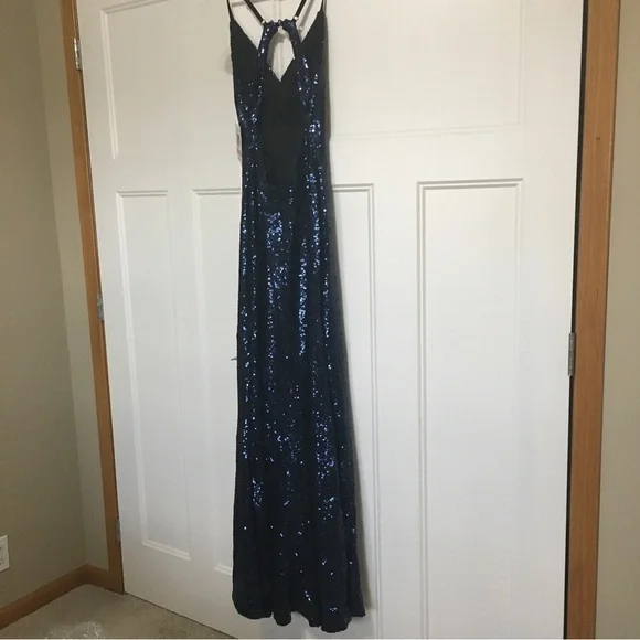 Morgan & Co size 5/6 keyhole back navy sequins dress - Picture 8 of 16